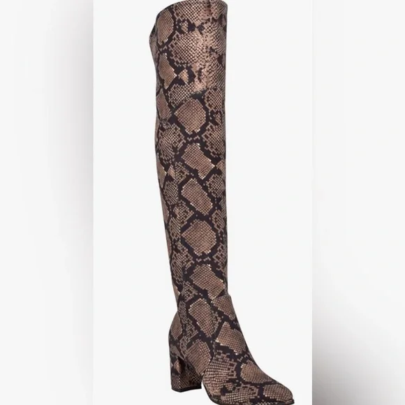 Marc Fisher RETIE2 Knee High Boots - Picture 2 of 9